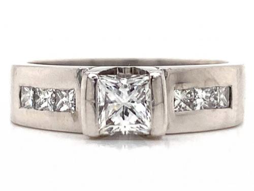 18ct White Gold Princess Diamond Solitaire Ring TDW 1.04ct image
