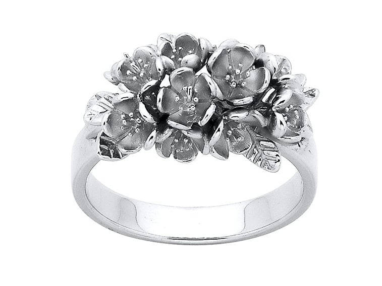 340592 karen walker flower cluster ring kw219stg