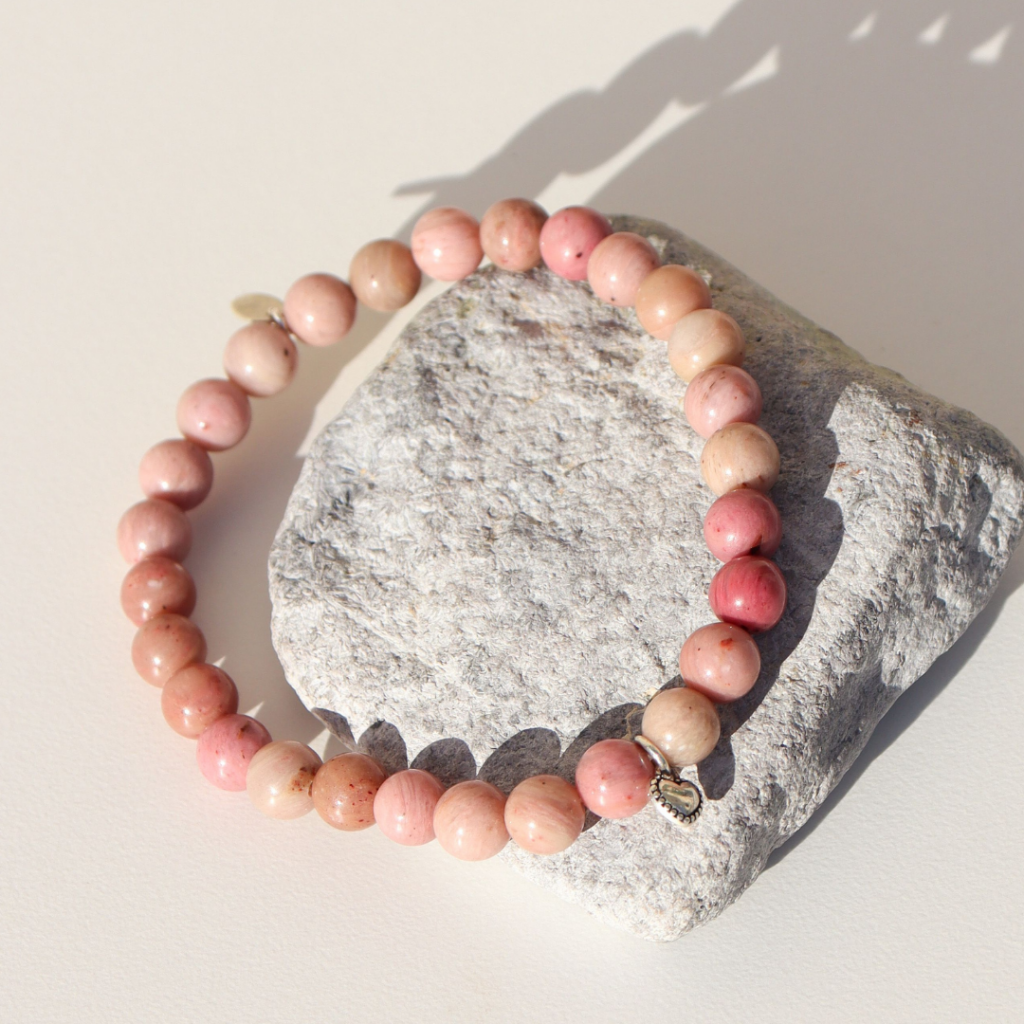 La pierre stg rhodochrosite stretch bracelet
