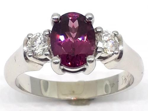 REMODELLING | Rhodolite Garnet Seven Stone in White Gold