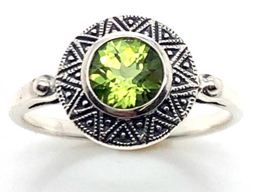 Sterling Silver Peridot Ring image