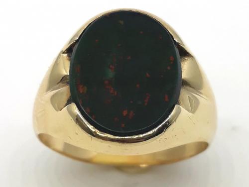 9ct Oval Bloodstone Signet Ring image