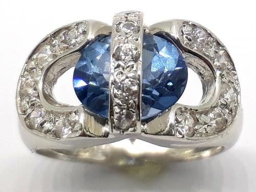 18ct White Gold Blue Topaz CZ Ring image