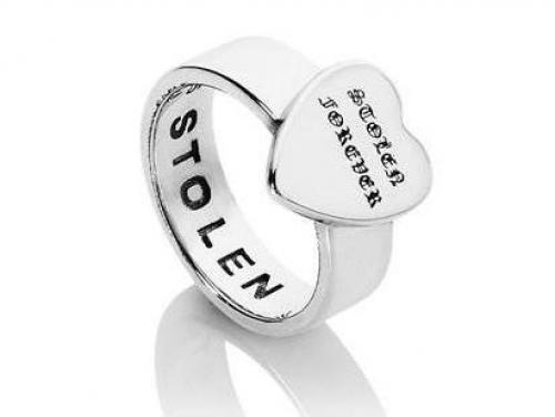 Stolen shop girlfriend rings