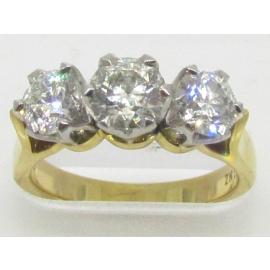 18ct Gold Three Diamond Ring TDW 2.04CT image
