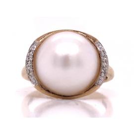 9ct Mabe Simulated Pearl Diamond Ring image
