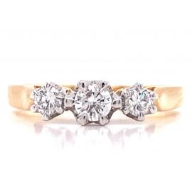 18ct Three Diamond Ring TDW 0.37ct image