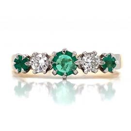 18ct Emerald & Diamond Ring TDW 0.24ct image