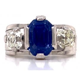 18ct White Gold Sapphire Two Old Mine Cut Diamond Ring image