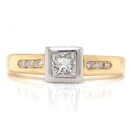 18ct Princess Cut Diamond Solitaire Ring TDW 0.35ct image