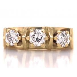 18ct Three Diamond Ring TDW 0.78ct image