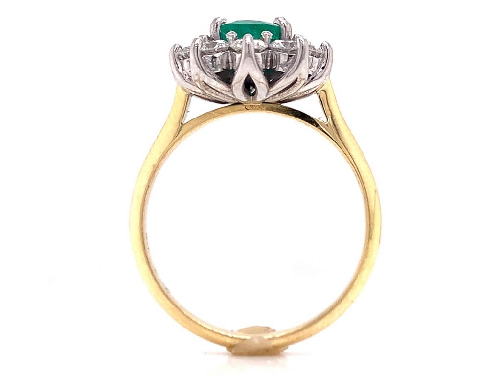 18ct Emerald Diamond Cluster Ring TDW 1CT