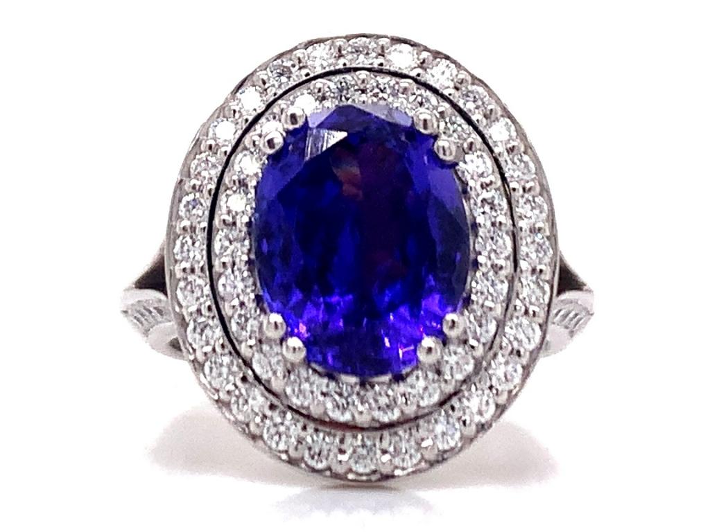 18ct Two Tone Tanzanite Diamond Oval Cluster Ring TDW 1.08ct