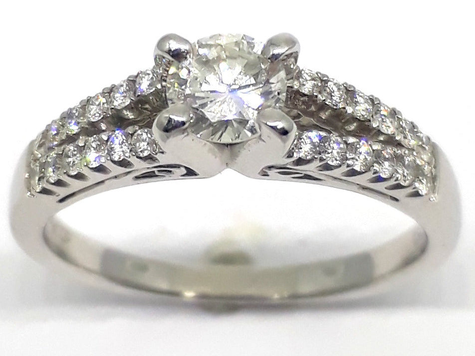 18ct White Gold Split Shoulders Diamond Ring TDW.28CT