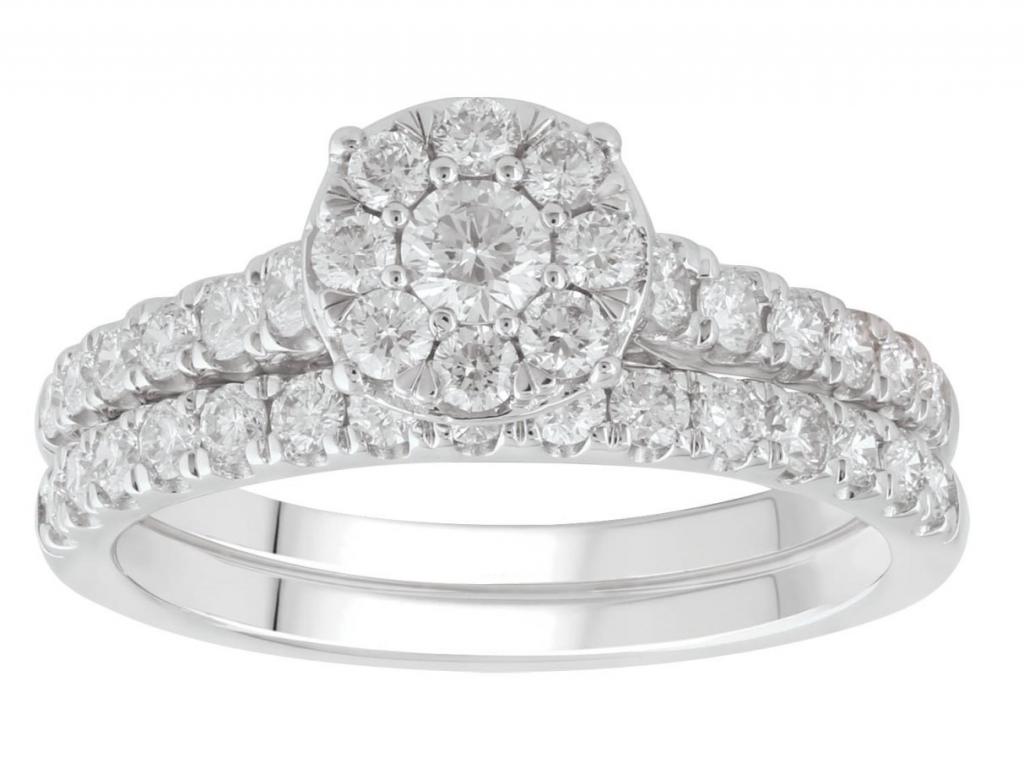 091199 18ct white gold diamond cluster bridal set rings tdw 1