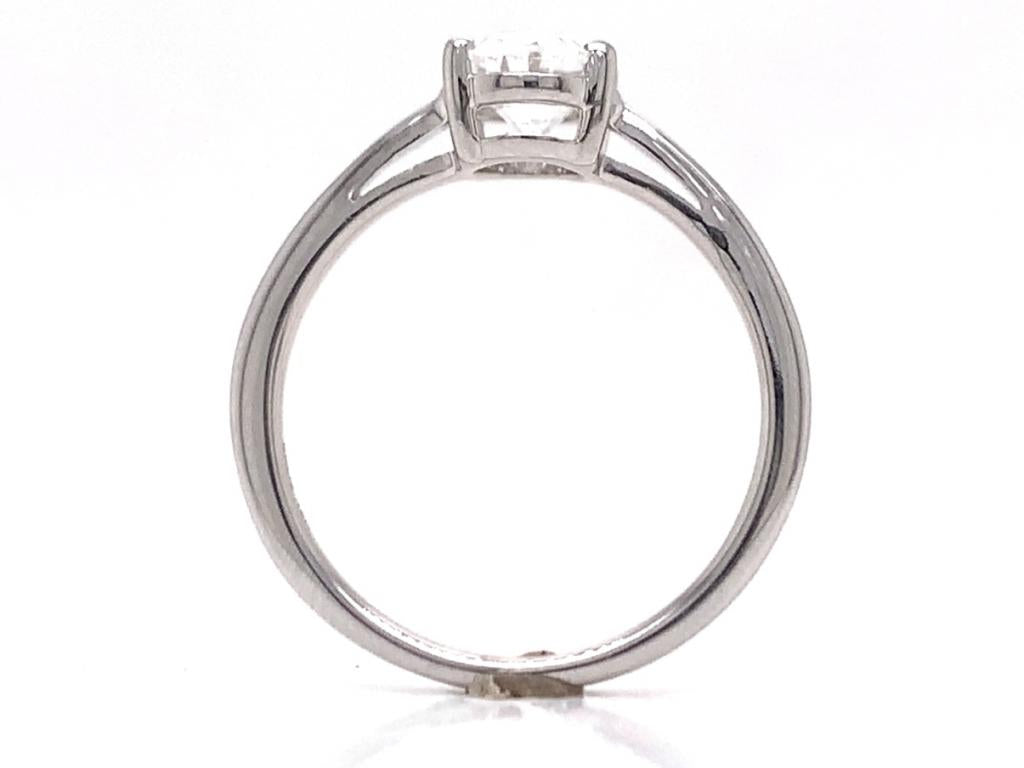 18ct White Gold Lab Grown Diamond Oval Solitaire Ring TDW 1.00CT