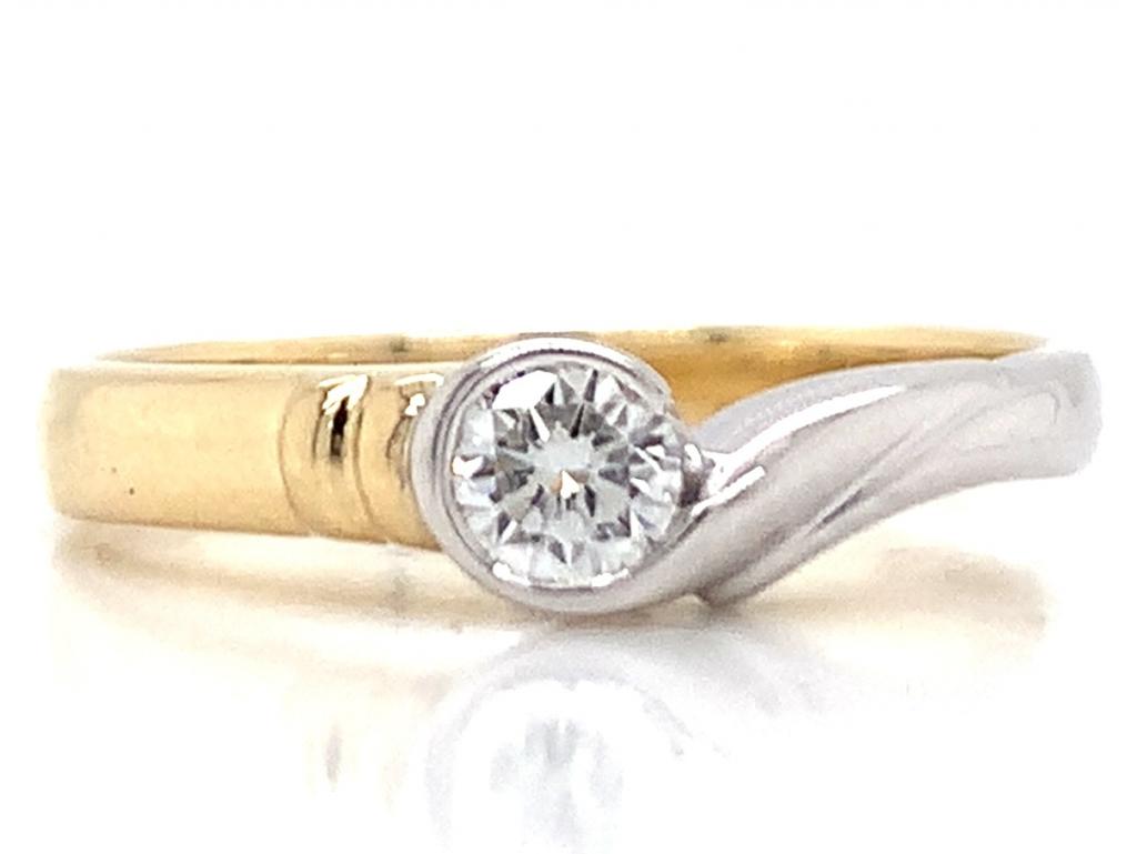 091229 18ct diamond two tone solitaire ring tdw 0