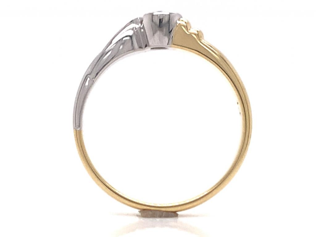 18ct two tone diamond solitaire ring tdw 0