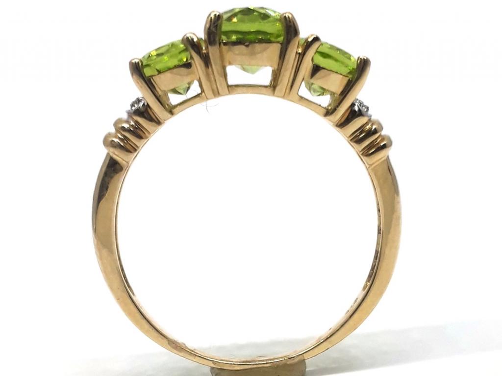 9ct 3 Peridot Diamond Ring