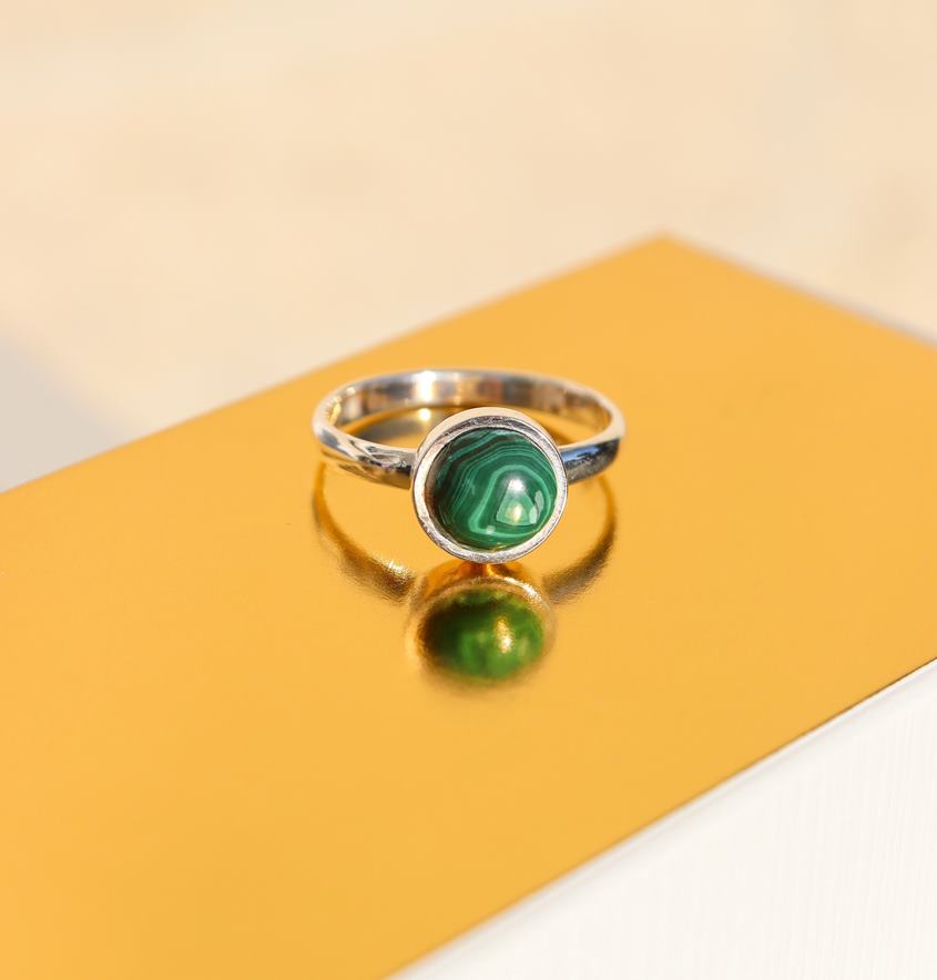 La stele stg green malachite round ring