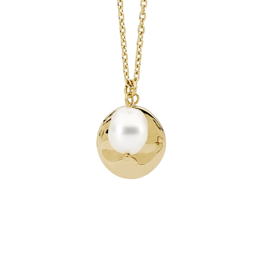 291526 ellani stainless steel gold plated hammered disk freshwater pearl necklace sp131g
