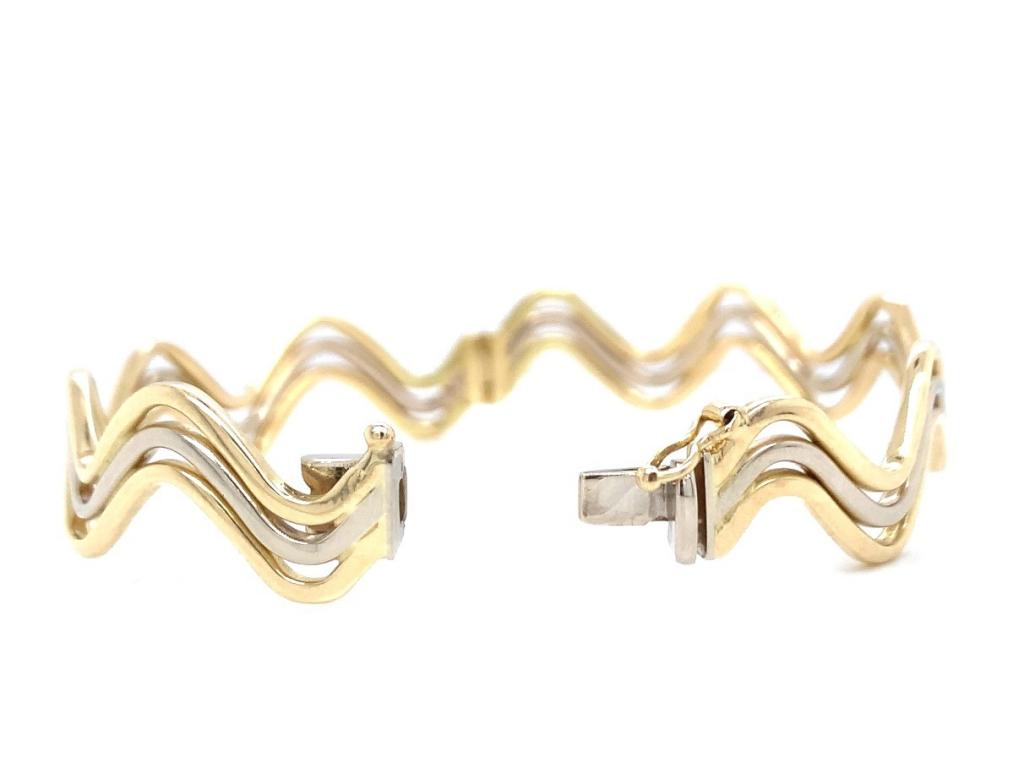 18ct three wave snap & hinge bracelet