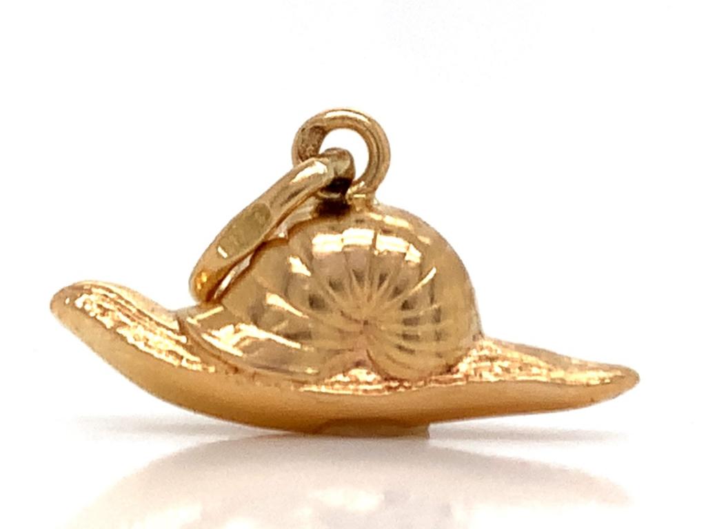 3712870 18ct snail charm