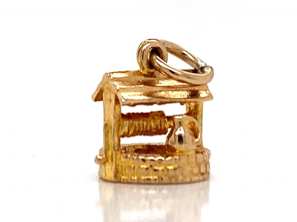 9ct well charm