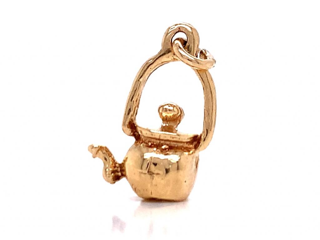 9ct kettle charm