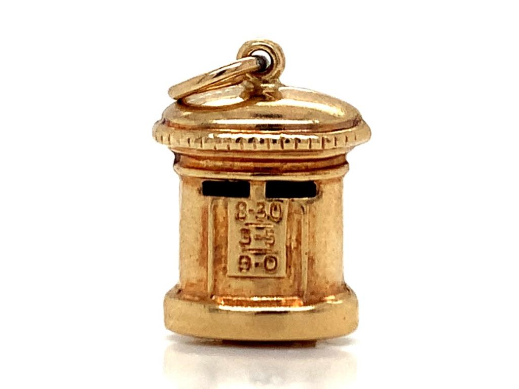 9ct Post Box Charm