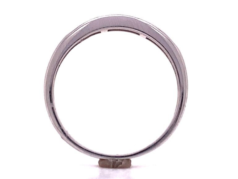 18ct White Gold Seven Diamond Channel Ring TDW 0.28ct