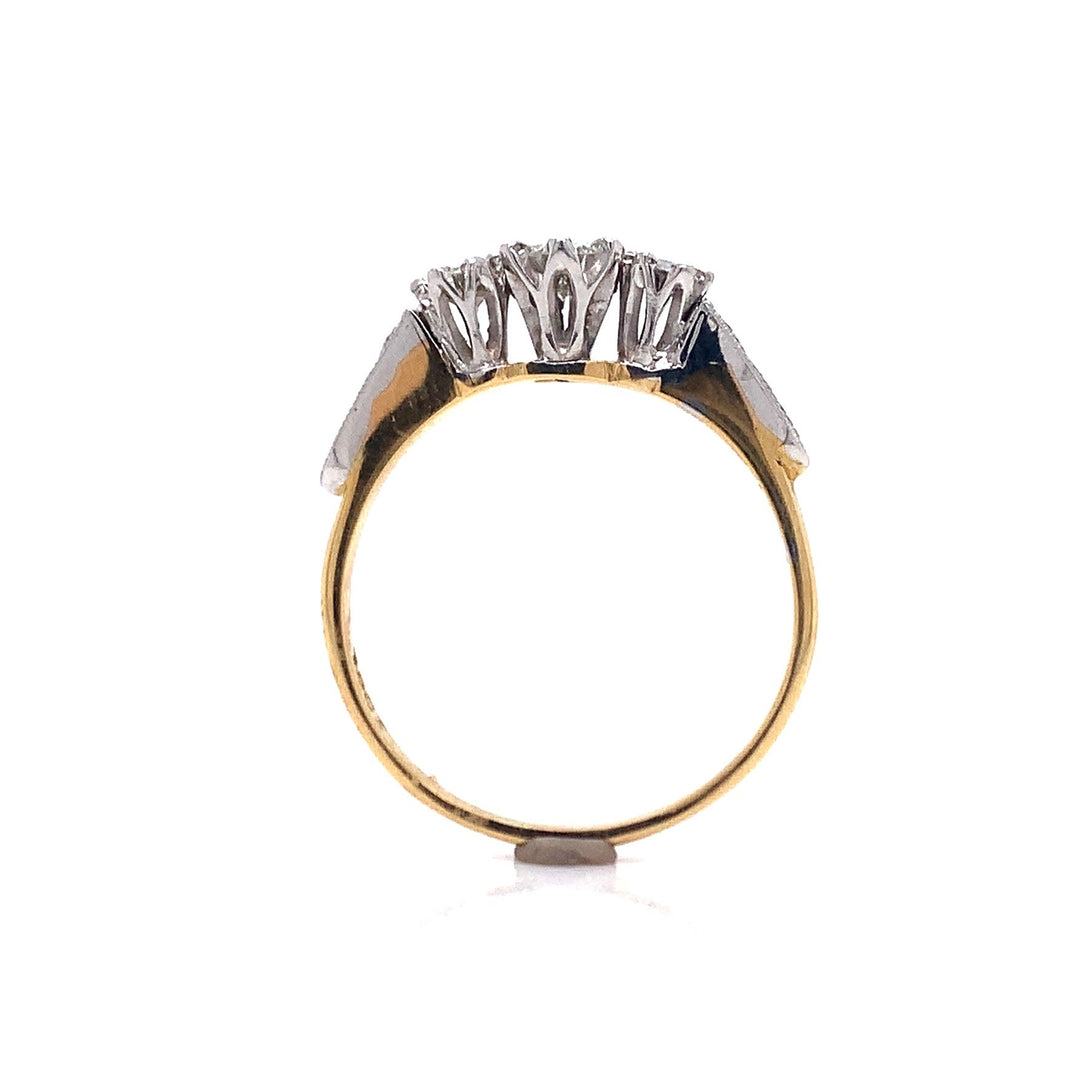 18ct/Platinum Three Diamond Ring TDW 0.40ct