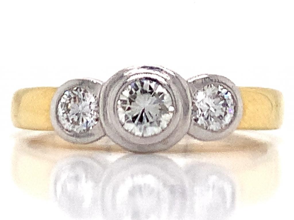 18ct Three Diamond Rubover Ring TDW 0.45ct