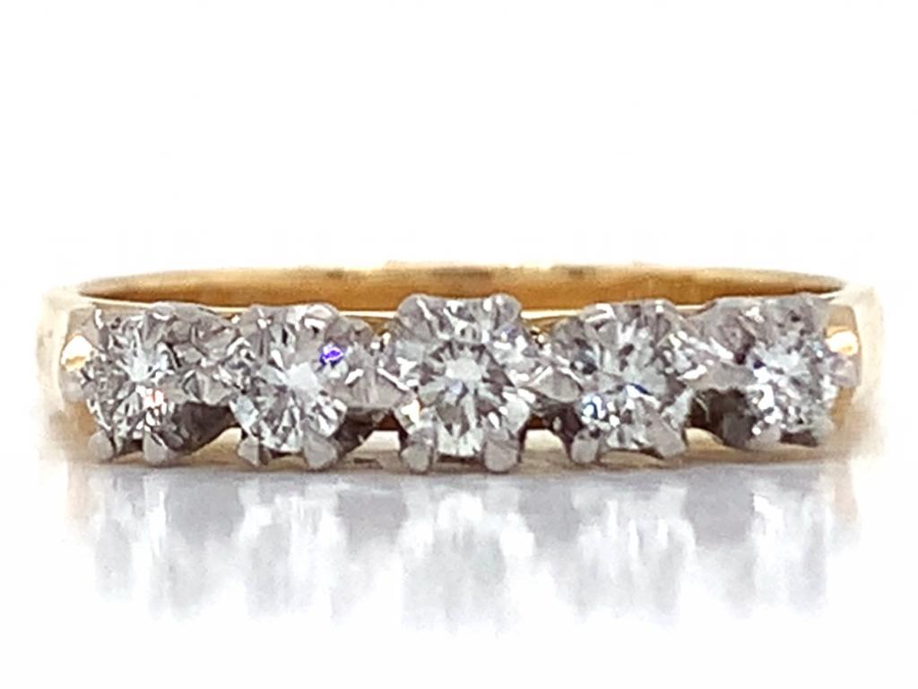 3811026 18ct 5 diamond ring tdw 0