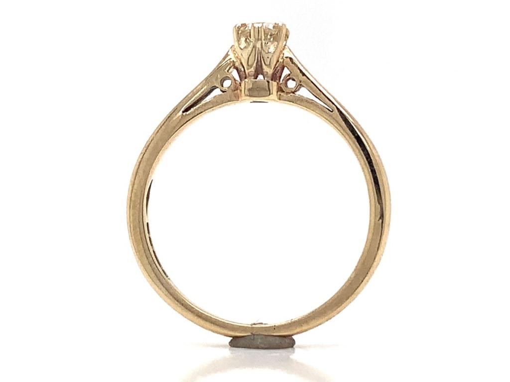 9ct diamond solitaire ring