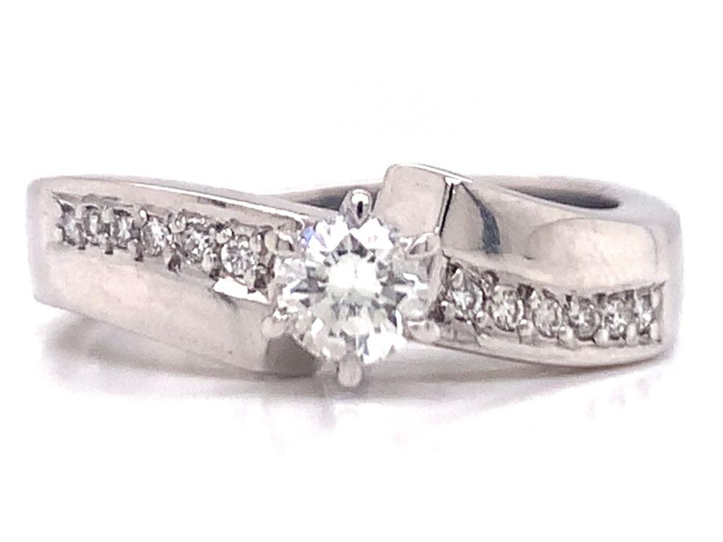 3811205 18ct white gold diamond solitaire ring tdw 0