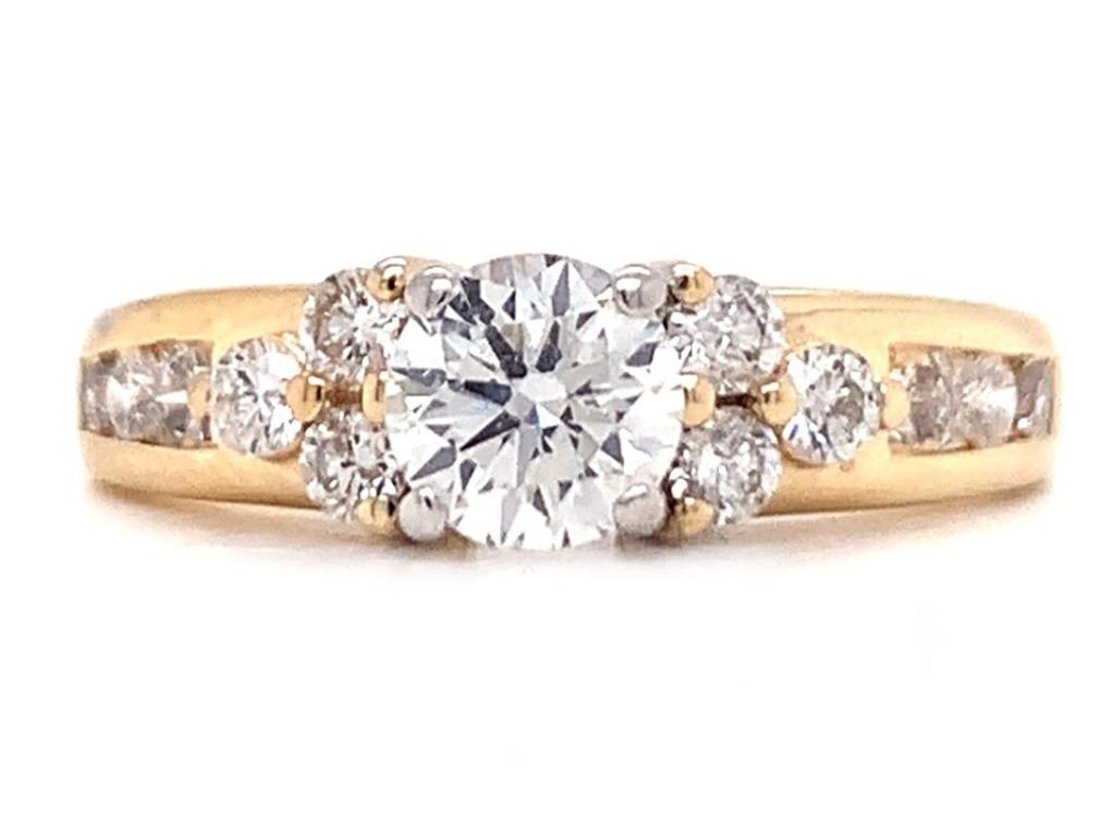 3811301 14ct diamond solitaire ring tdw1