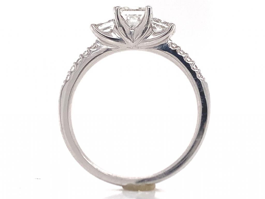 18ct white gold three princess diamond ring tdw 0