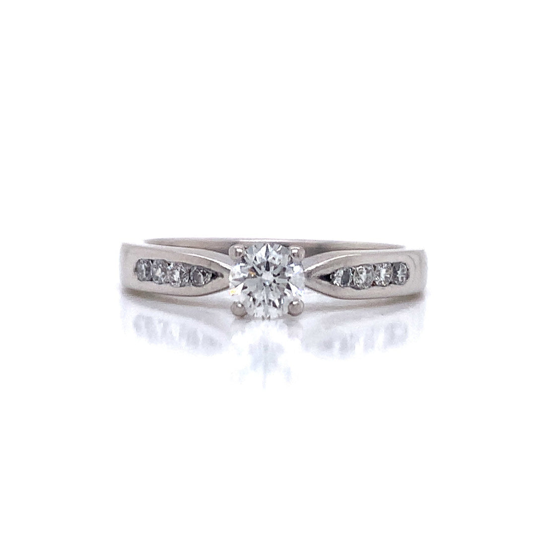 18ct White Gold Diamond Solitaire Ring TDW 0.46ct