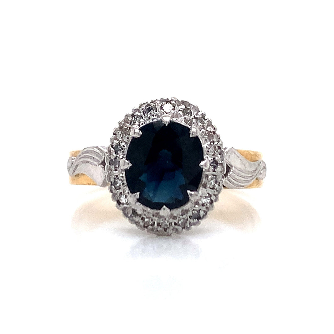18ct Sapphire Diamond Ring TDW 0.10ct