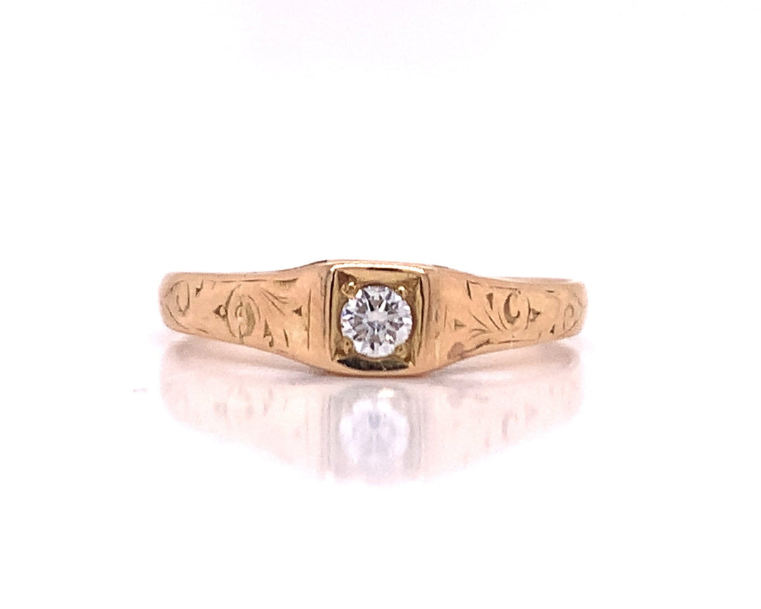 18ct Diamond Solitaire Ring TDW 0.14ct