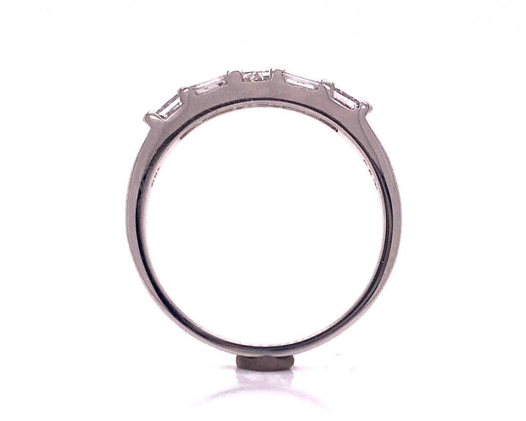 18ct White Gold Baguette & Princess Cut Diamond Ring TDW 0.50ct