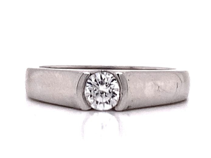 389740 18ct platinum diamond rubset ring tdw 0