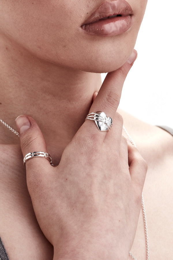 Stolen Girlfriends Club Stg Barbed Heart Ring