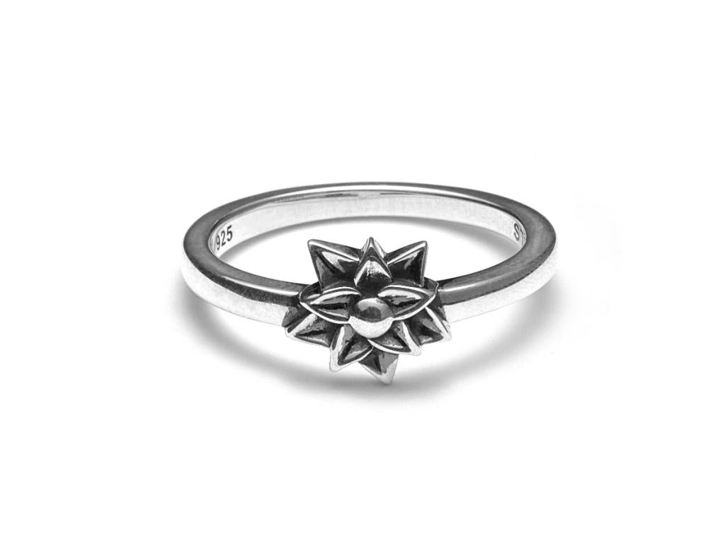 480247 stolen girlfriends club sterling silver mini bloom ring