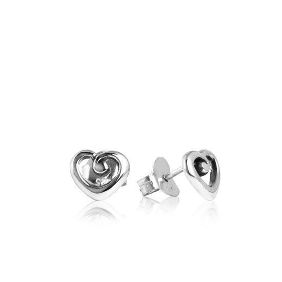 500022 evolve sterling silver heart of nz studs 3e11025