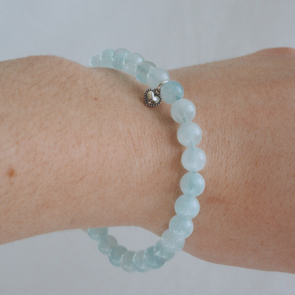 La pierre stg aquamarine bead stretch bracelet