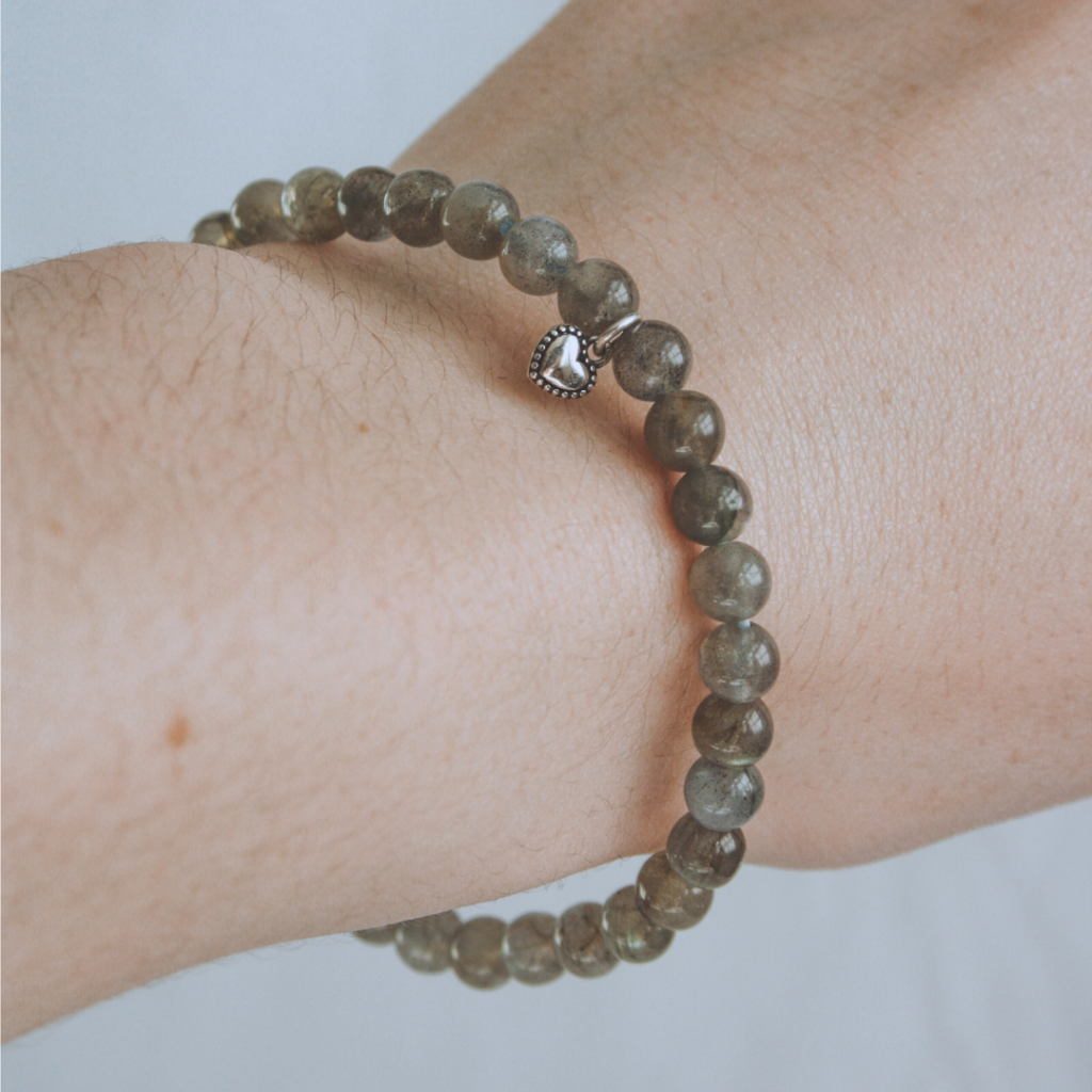 La pierre stg moonstone stretch bracelet