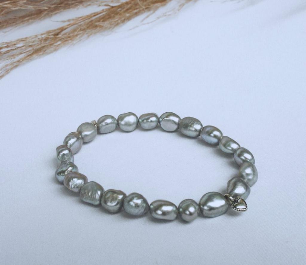 La pierre stg silver keshi pearl stretch bracelet
