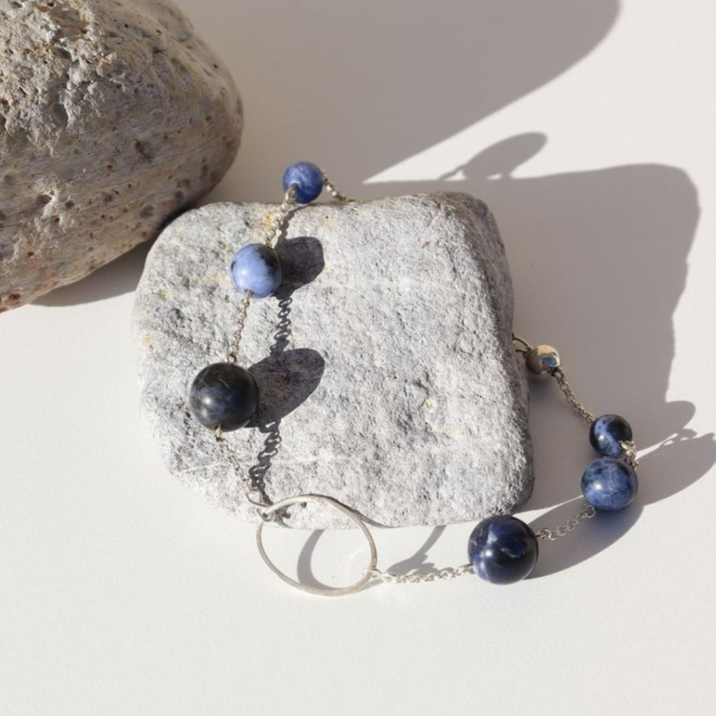 La pierre stg blue vein bead bracelet